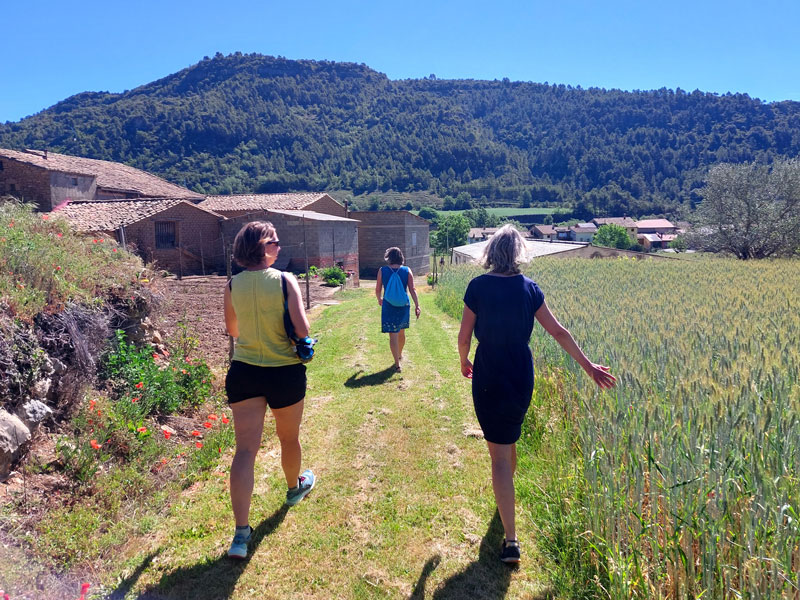 Tour of rural village of Perarrúa - Lustrum trip at Chill-Outdoor