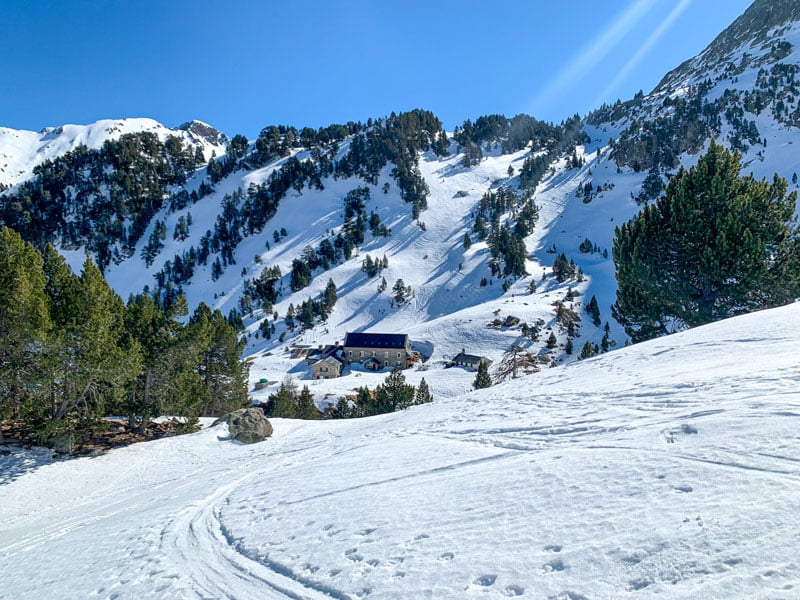 Magic of Huesca: Snowshoeing in Posets-Maladeta Natural Park 