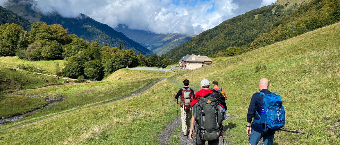 Hiking Salvaguardia - Three Valleys with Chill-Outdoor